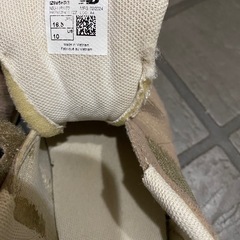 new balance キッズスニーカーの画像