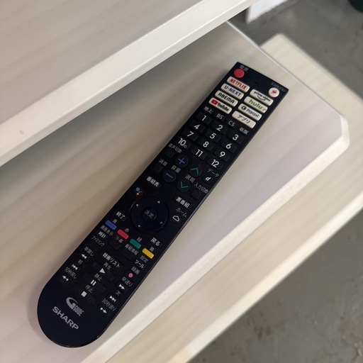 シャープ　8K 70インチ　8T-C70DW1