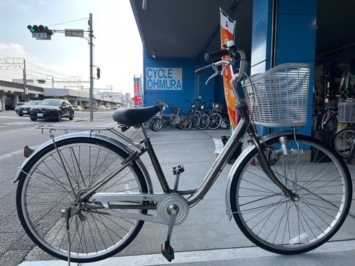【大人用】整備済中古自転車 ブリヂストン 軽いアルミフレーム 26型Dessin ガンメタ色 <自転車のオオムラ 静岡店>