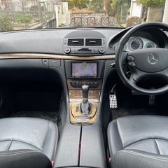 MベンツE300アバンギャルドS 車検8年9月まで 最終値引き価格の画像