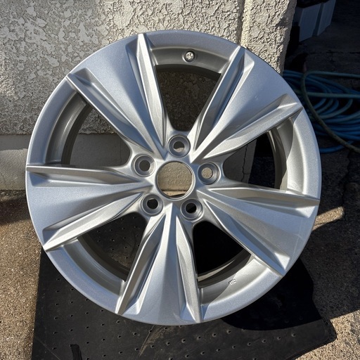 中古純正品レクサス　ホイール　 美品