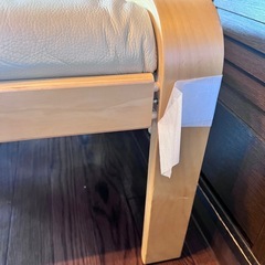 チェア(クリーム)の画像