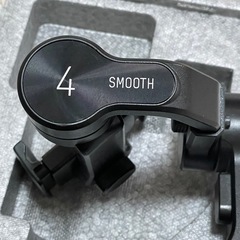 Zhiyun Smooth 4 Phone Gimbal Stabilizerの画像