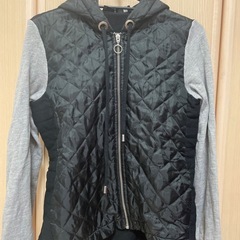 zara キルティングパーカー