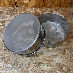C(7090) ステンレス 粉ふるい 裏ごし器 24ｃｍ 2個 18-8 こしき 調理器具 中古品 厨房用の画像