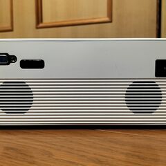 【2022年製】Amazonで約9000円で購入したプロジェクターの画像