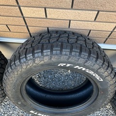 ハイエースなどにMONSTA RT HYBRID 215/65R16C 109/107の画像