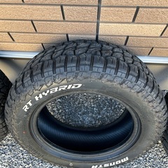ハイエースなどにMONSTA RT HYBRID 215/65R16C 109/107の画像