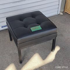 ★ほぼ新品　黒革スツール　オットマン　一人掛け
