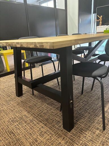 IKEA SKOGSTA スコグスタ　235x100cm ダイニングテーブル