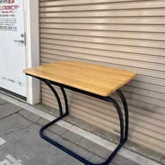 G098🉐アイアンフレームテーブル 作業台 PCデスク 