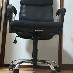 【取引予定者決定】デスクチェア の画像