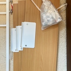 突っ張りランドリーラック ロータイプ 棚3段の画像