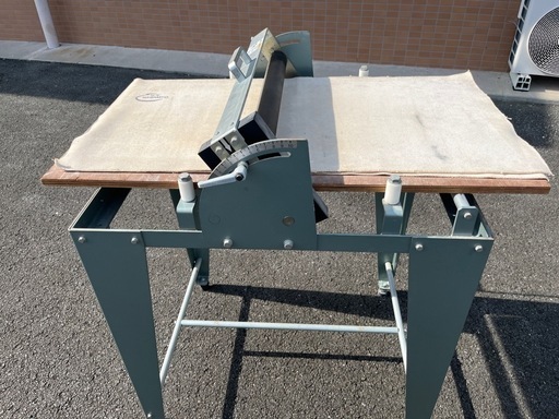タタラ成形機
