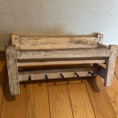 「お取引中」アンティーク風なラックの画像