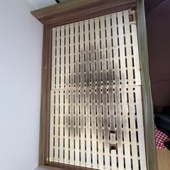 セミダブルベッドフレームの画像