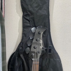バッカス　ベース　アンプ付きの画像