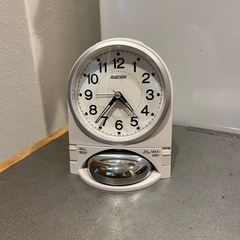 目覚まし時計