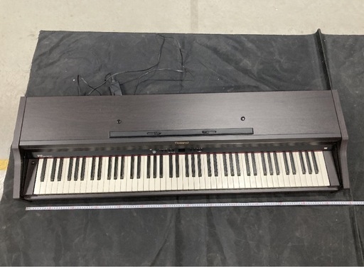 ローランド Roland 電子ピアノ　RP301-RW