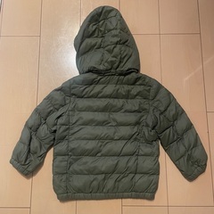 UNIQLO（ユニクロ）ライトウォームパデットウォッシャブルパデットパーカー　100cmの画像