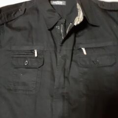 アウターのようなシャツLの画像