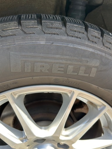 スタッドレスタイヤ(ホイール付き)　Pirelli 215/65 R16     　