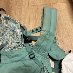 子供用品  ベビー用品 　エルゴベビー　ベビーキャリア　抱っこひもの画像