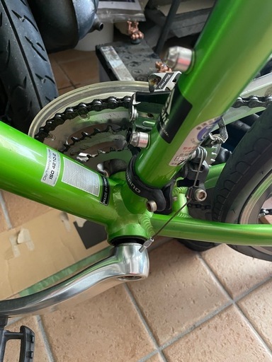 クロスバイク女性用　
GIANT ESCAPE R3W