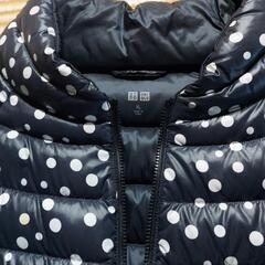 ユニクロ軽量ダウンの画像