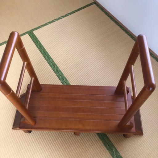 玄関　手すり　踏み台付　介護等