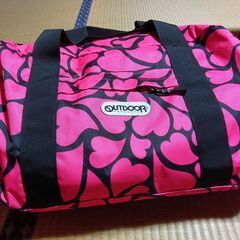 春らしいピンクのバックです。