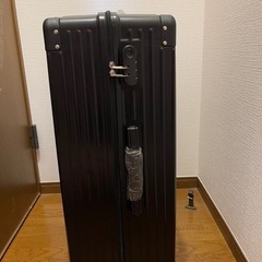 28インチ スーツケースの画像
