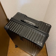 28インチ スーツケースの画像