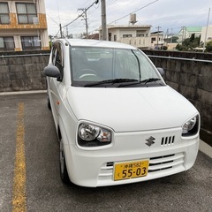 スズキ　アルト　白