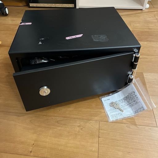 新品金庫　2024年製　CPS-30K 傷・ベタつき