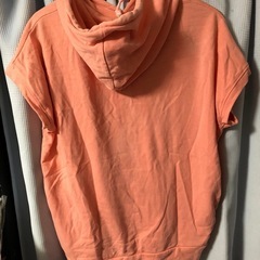 ピンク厚手半袖パーカーの画像