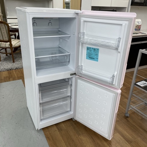 R245 ☀️ ジモティー限定価格！ おしゃれパステルピンク！ Haier 冷蔵庫 (148L 右開き）22年製 JR-NF148CK