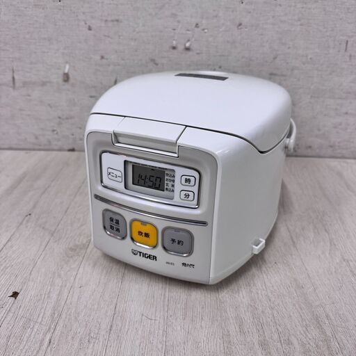 22671  マイコンジャー 炊飯器 TIGER 2020年製 3合 ◆大阪市内・東大阪市他 6,000円以上ご購入で無料配達いたします！◆ ※高槻・枚方方面◆西宮・尼崎方面◆生駒方面　それぞれ条件付き無料配送あり！
