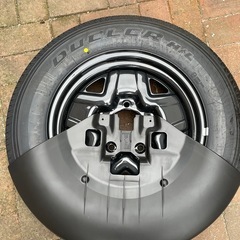 ジムニーjb64スペアタイヤとカバーセット　新車外しの画像