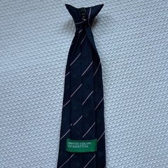 UNITED COLORS OF BENETTON  ベネトン　四条畷学園中学　ネクタイ  四条畷学園中学校の画像
