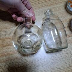 カラフルガラス瓶の画像