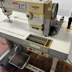 引き取り可 brother ブラザー 業務用ミシン F-40 DB2-B737-313MarkⅡ MADE IN JAPAN 100V 動作確認済みの画像