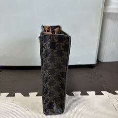 ハンドバックの画像