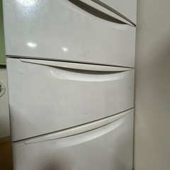 冷蔵庫の画像