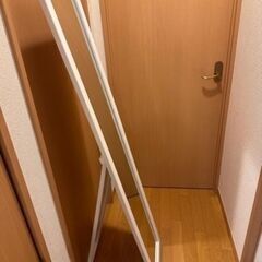ニトリ　スタンドミラー（姿見・全身鏡）ホワイトの画像
