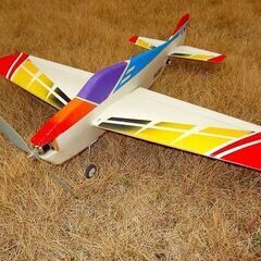 全幅90cmｘ全長90cm　軽量スチレン製　電動ラジコン飛行機　...