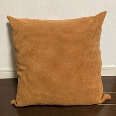 ニトリ 羽毛クッション　
&クッションカバーの画像