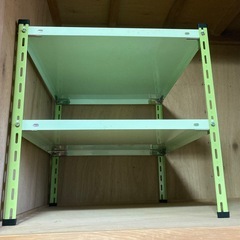 取引中◆押入れ収納◆鉄製で頑丈＊押入れにピッタリ収まって収納しやすい◆臼杵市内お取引希望の画像