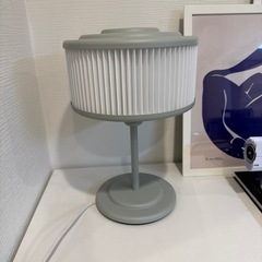 IKEA レムトング　テーブルランプの画像