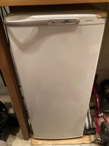 三菱ノンフロン冷凍庫122L